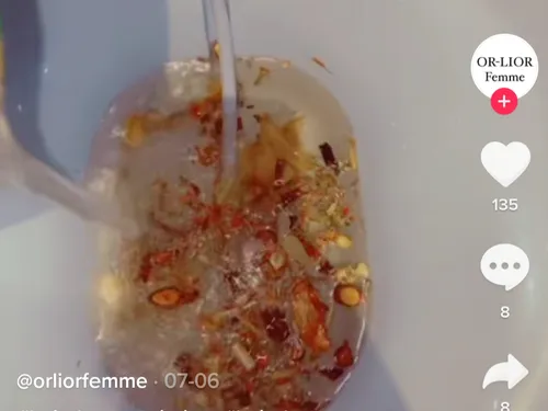 "C'est pas vrai" : attention à ce bain vaginal censé nettoyer les...